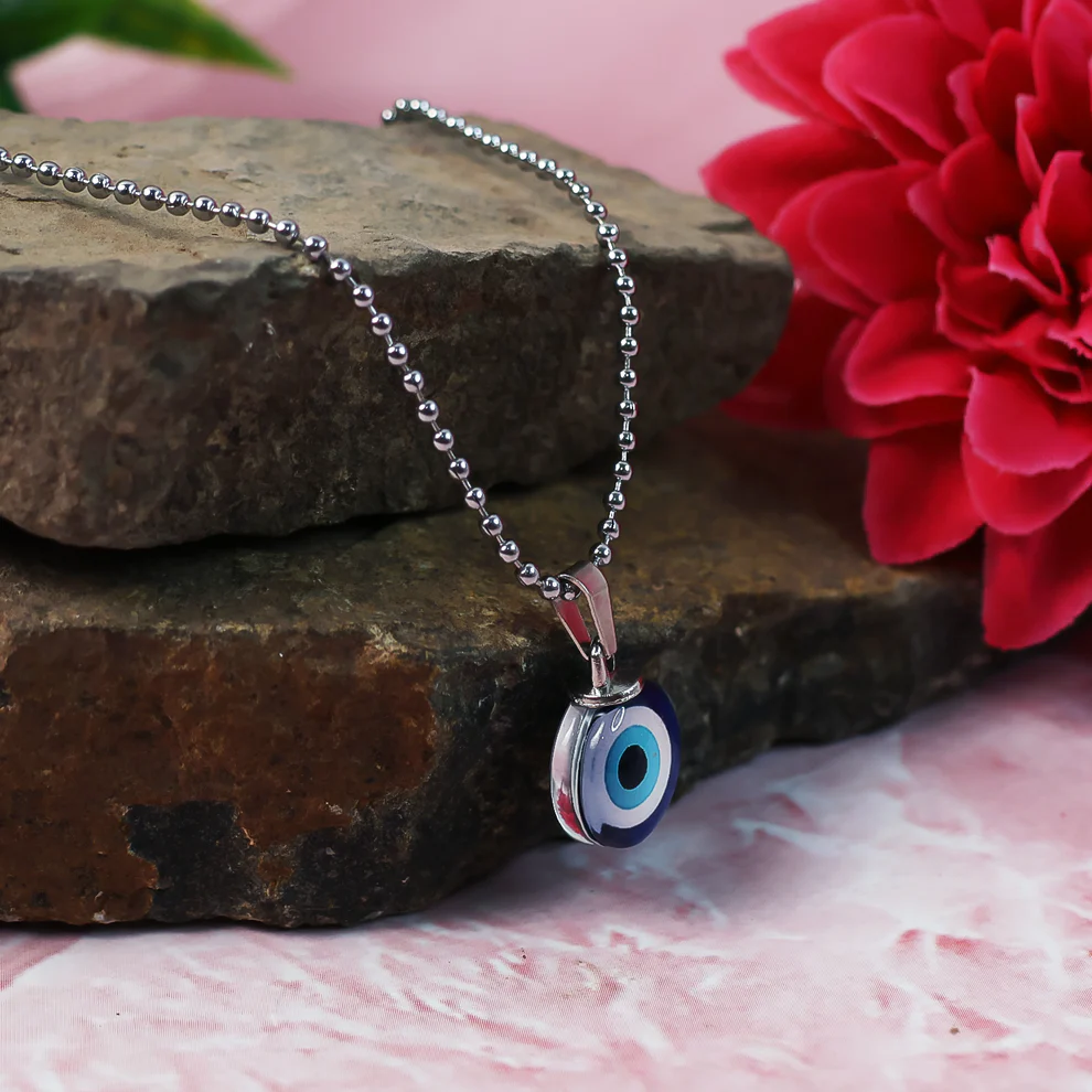Evil Eye Charm Pendant with Metal Chain – Stylish Protection & Luck Amulet - Image 2